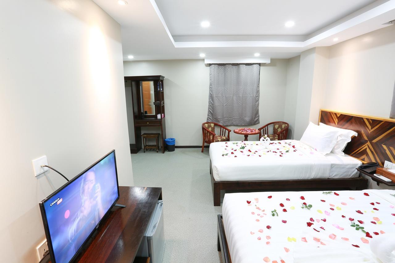 Tristar Hotel Yangon Dış mekan fotoğraf